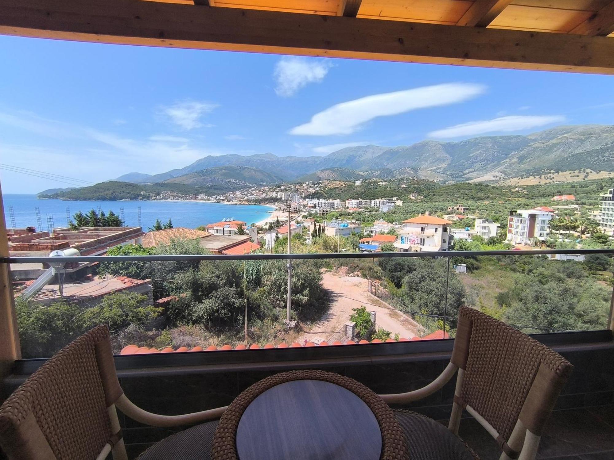 Villa Bodini Himare Exterior photo