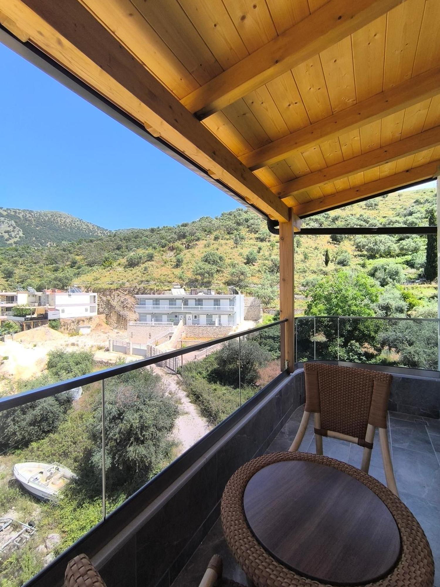 Villa Bodini Himare Exterior photo