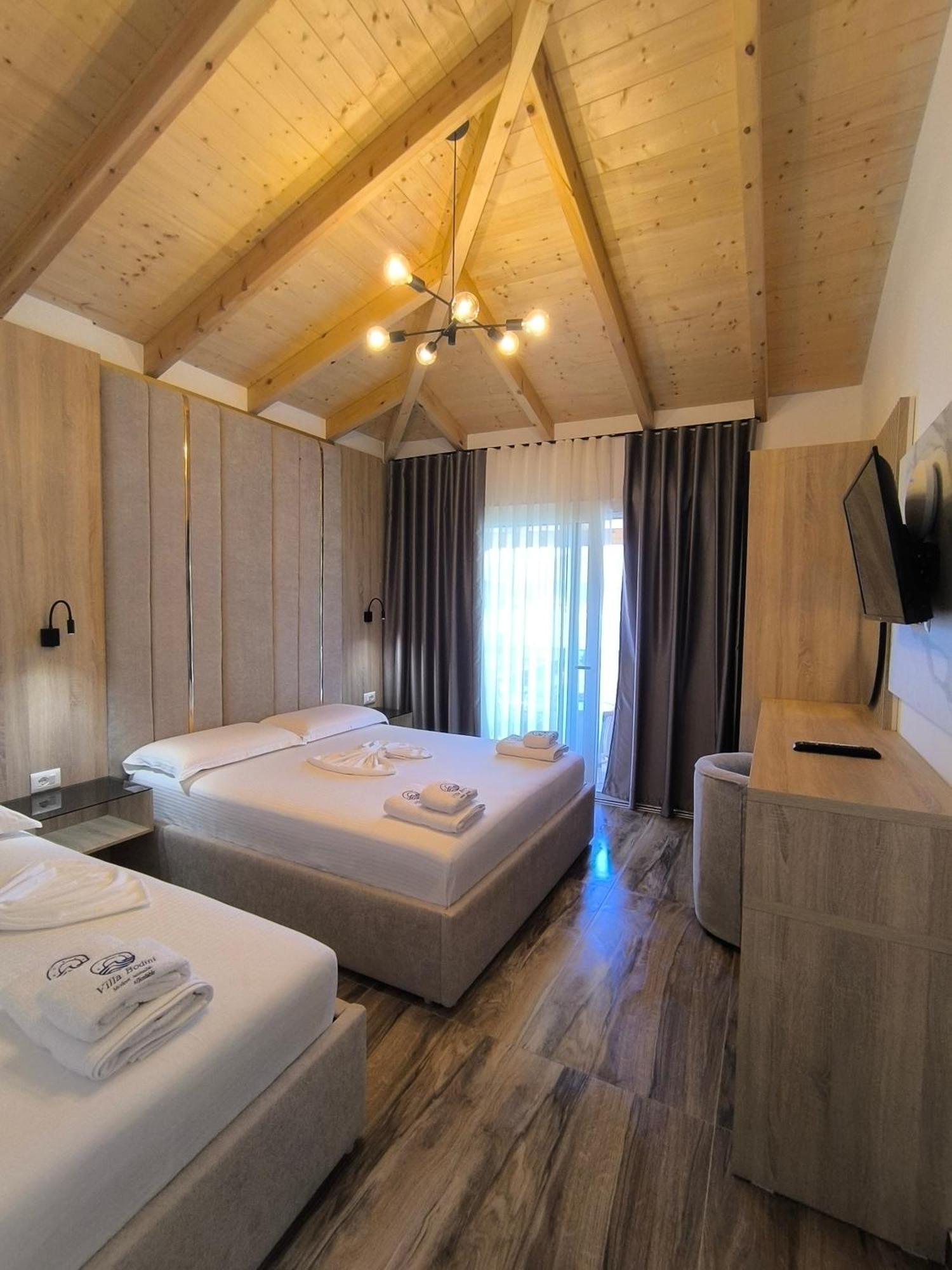 Villa Bodini Himare Exterior photo